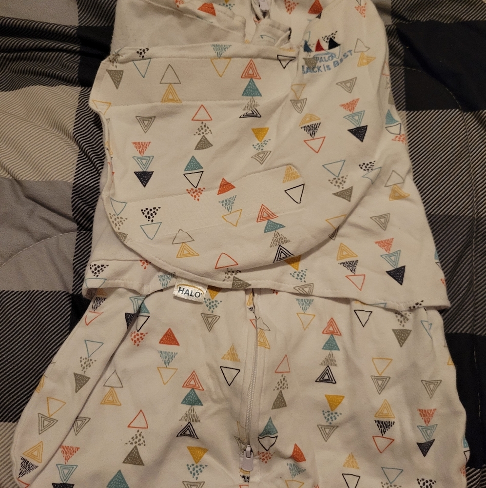 Halo back is best Swaddle